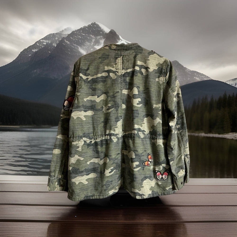 Gap Camo Utility Jacket Women's Olive Butterfly Embroidered Pockets Cinch Medium - Picture 2 of 6